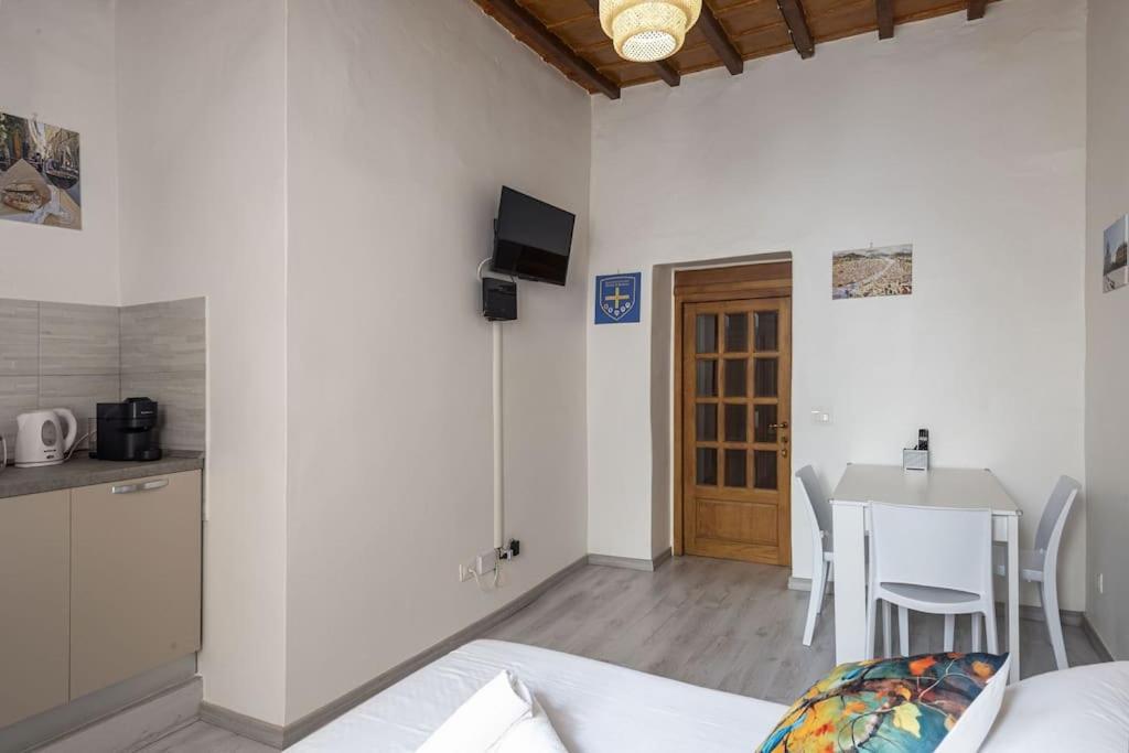Unyca - Santa Croce Cozy Apartment Флоренция Экстерьер фото